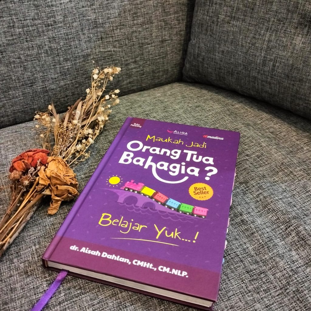 Review Buku Maukah Jadi Orang Tua Bahagia?