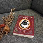 Review Buku Felix The Railway Cat
