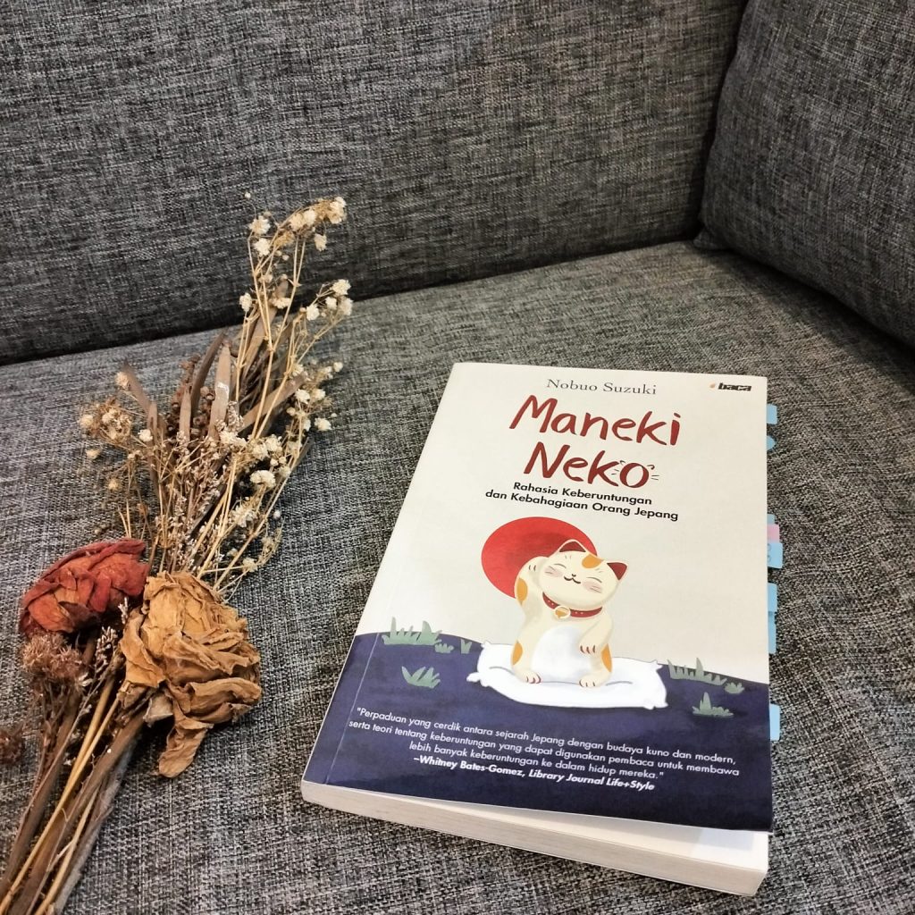 Review Buku Maneki Neko