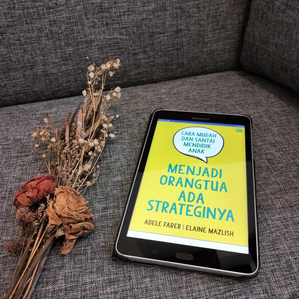 Review Buku Menjadi Orangtua Ada Strateginya