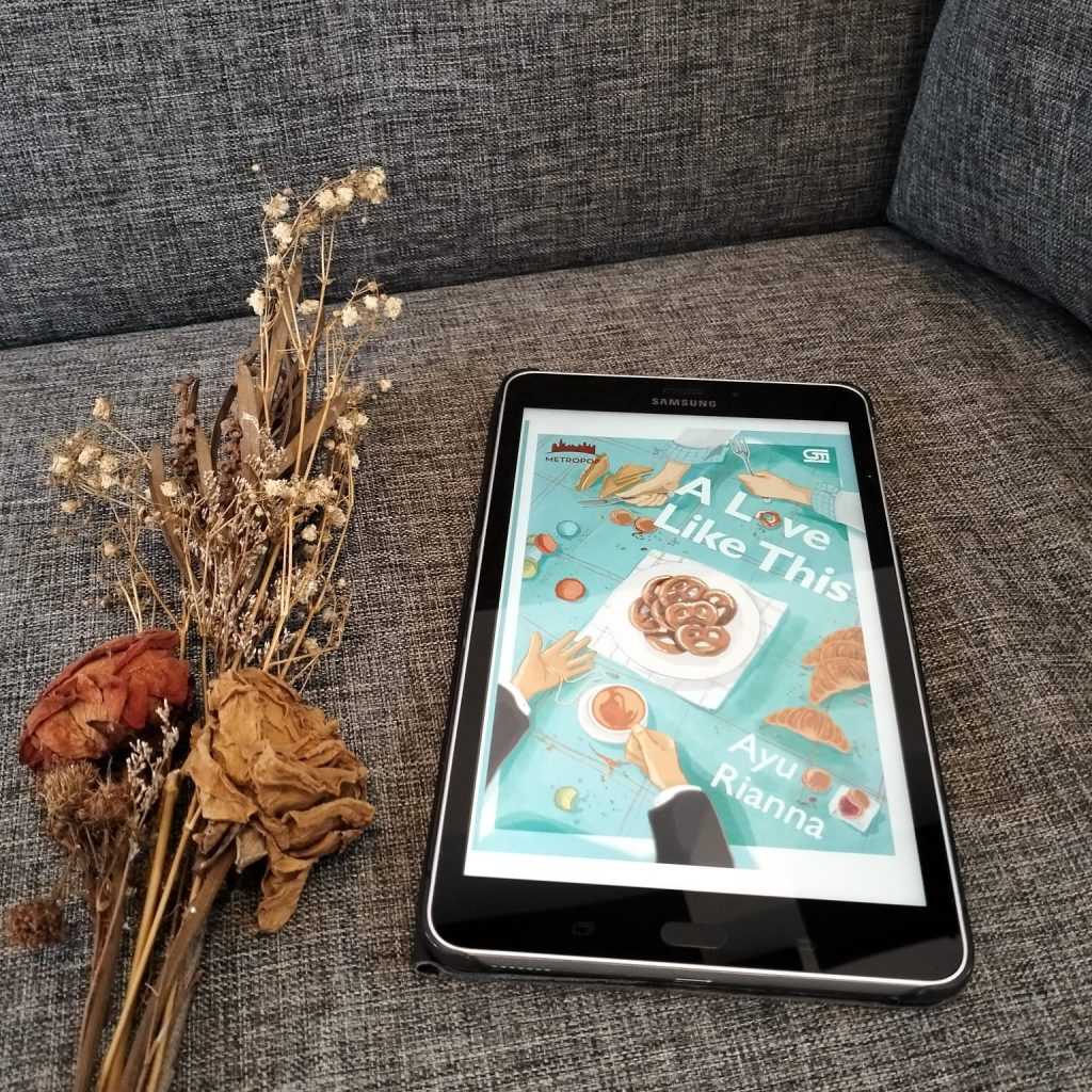 Review Buku A Love Like This