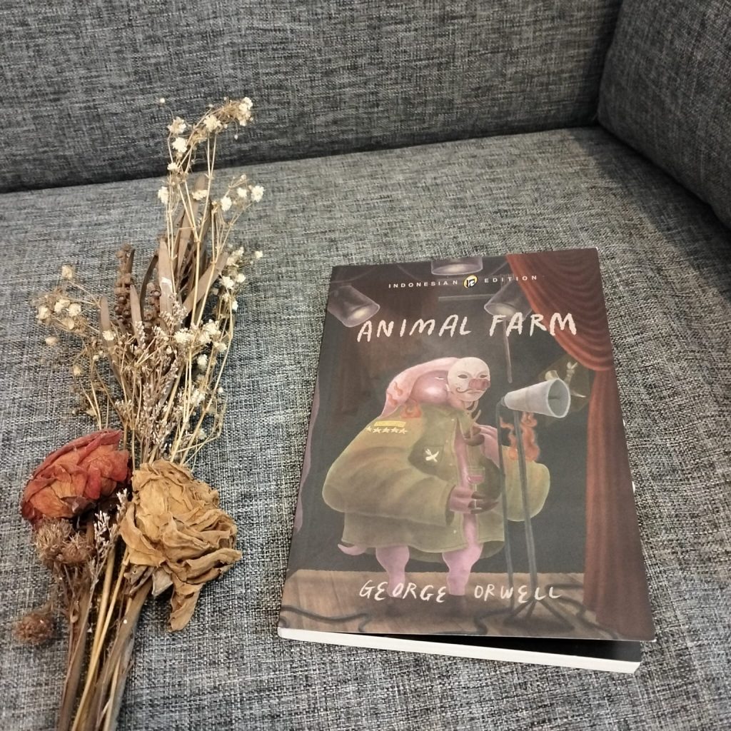 Review Buku Animal Farm