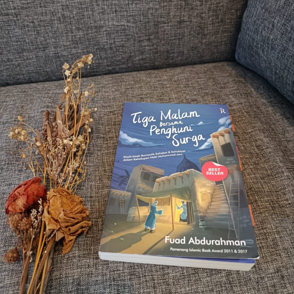 Review Buku Tiga Malam Bersama Penghuni Surga