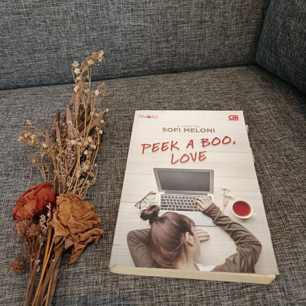 Review Buku Peek A Boo, Love
