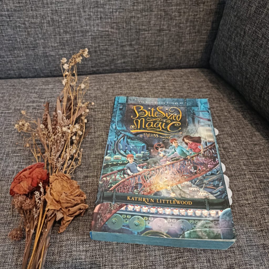 Review Buku Bite-Sized Magis – The Bliss Bakery #3