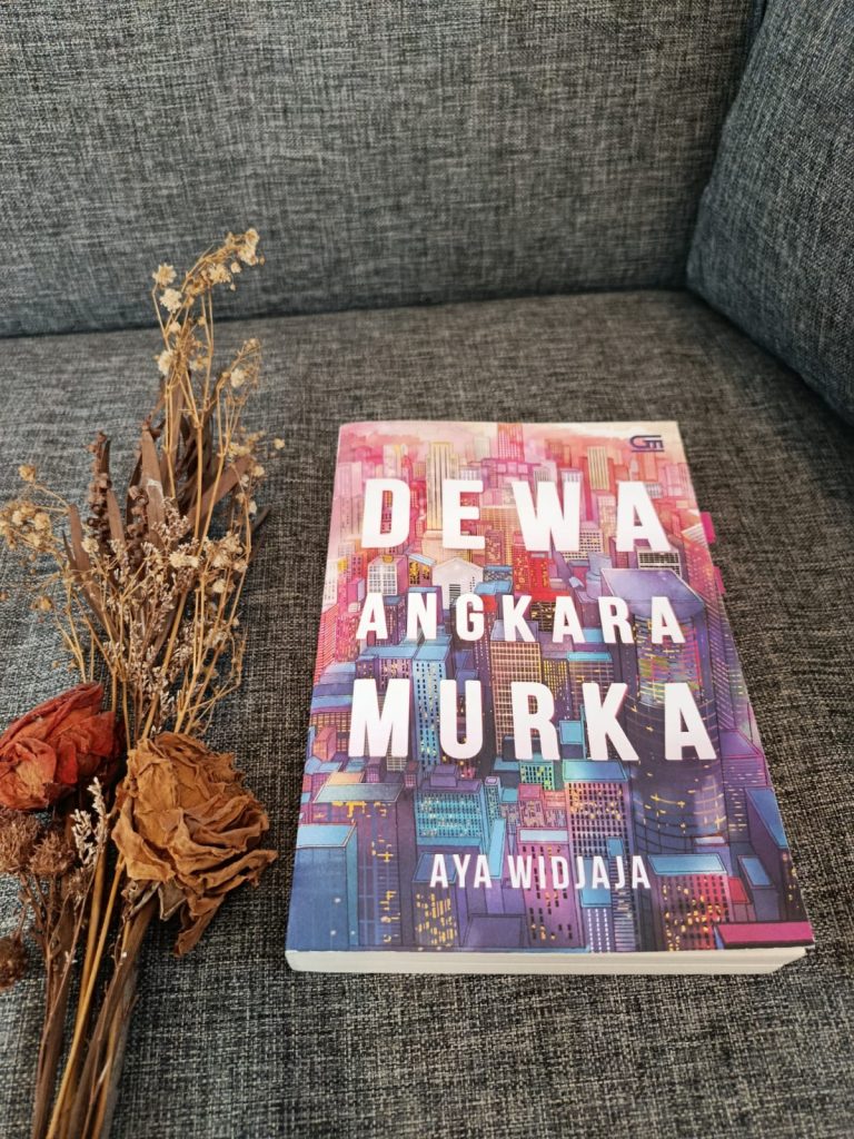 Review Buku Dewa Angkara Murka